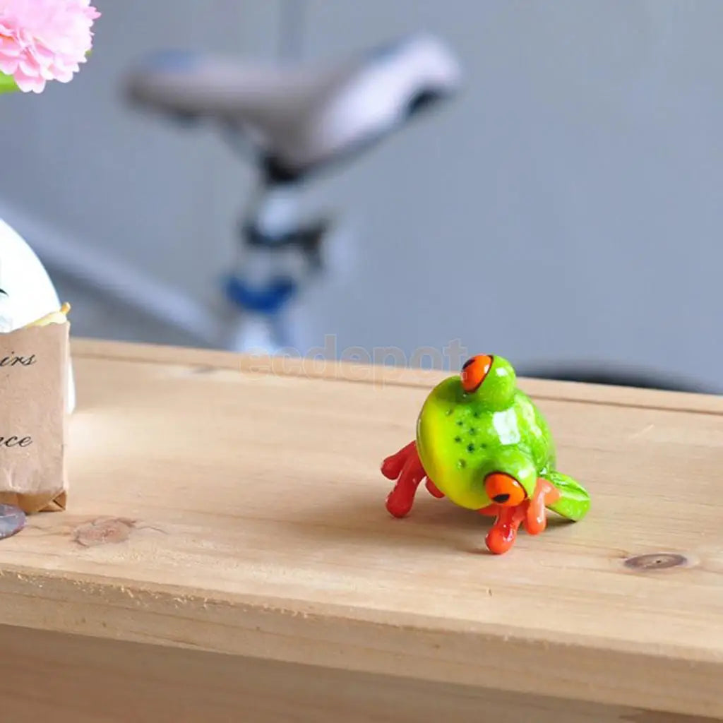 Tree Frog Friend Desk Computer Decoration - Home Decor from Dear Cece - Just £11.99! Shop now at Dear Cece