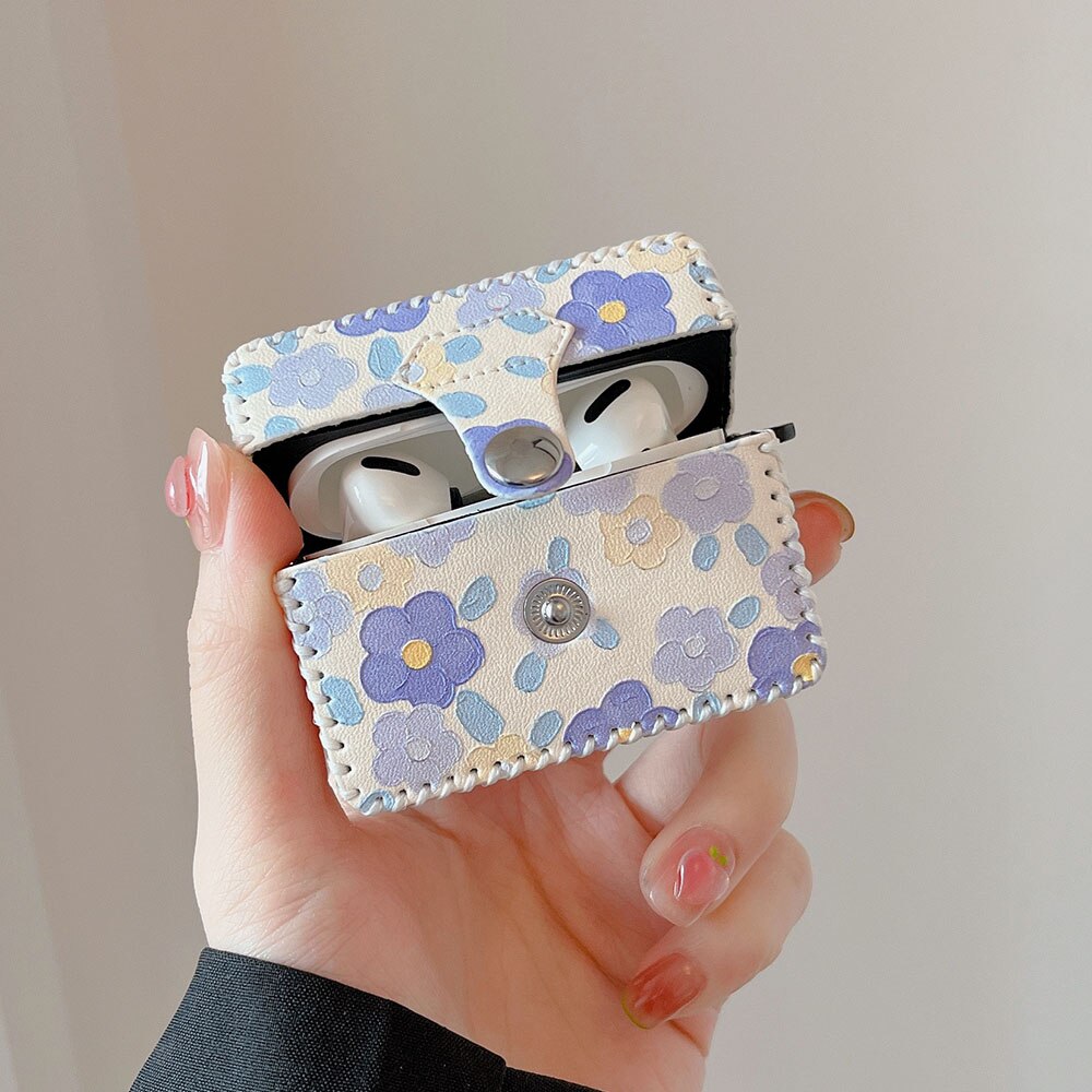 Vintage Flowers AirPods Case - Airpod Case from Dear Cece - Just £8.99! Shop now at Dear Cece