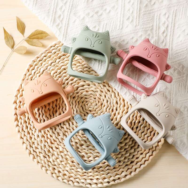 BPA Free Animal Shaped Silicone Teething glove - Baby Teethers from Dear Cece - Just £8.99! Shop now at Dear Cece