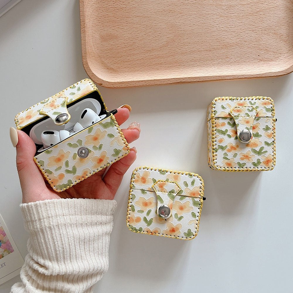 Vintage Flowers AirPods Case - Airpod Case from Dear Cece - Just £8.99! Shop now at Dear Cece