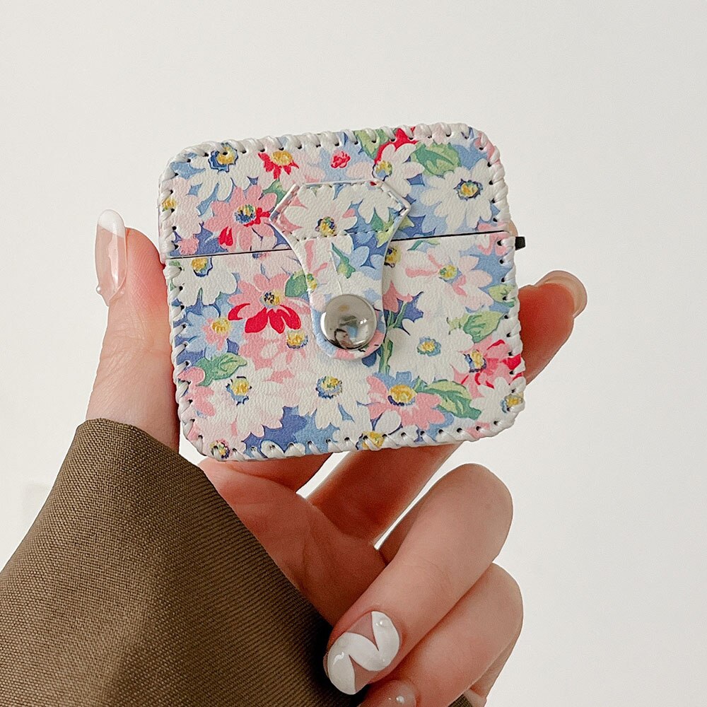 Vintage Flowers AirPods Case - Airpod Case from Dear Cece - Just £8.99! Shop now at Dear Cece