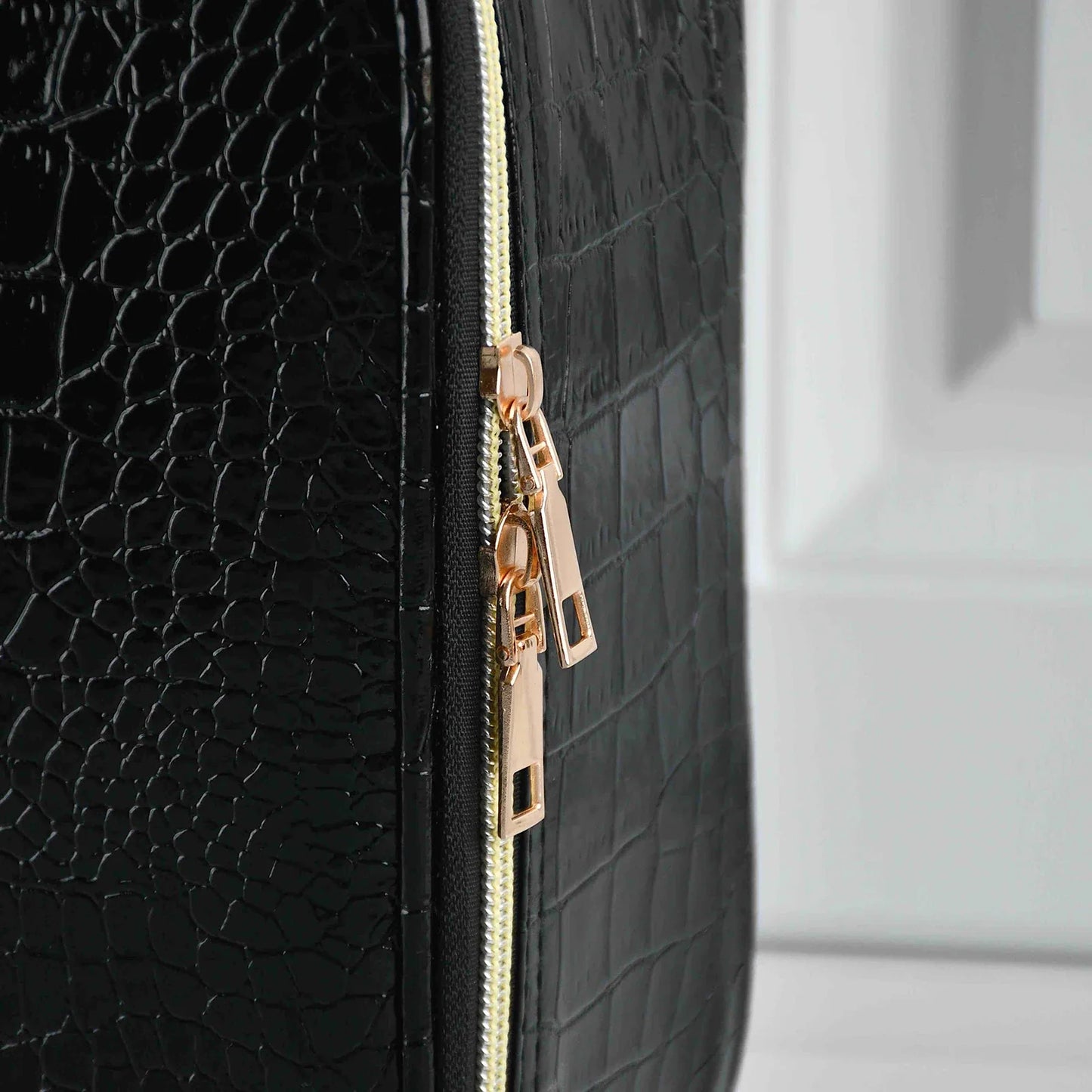 PU Leather Travel Storage Makeup Case - cosmetic bags from Dear Cece - Just £19.99! Shop now at Dear Cece