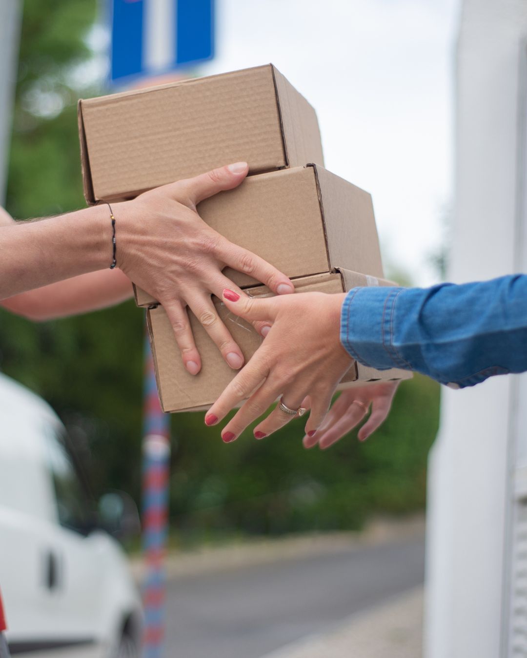 free worldwide delivery