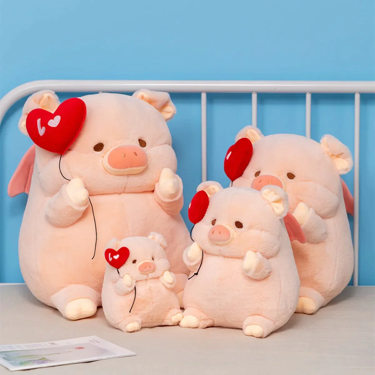 Valentine's Day Love Balloon Pig Plush Toy