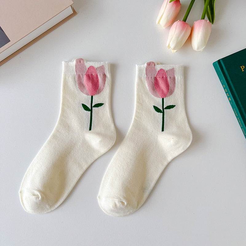 cream tulip socks