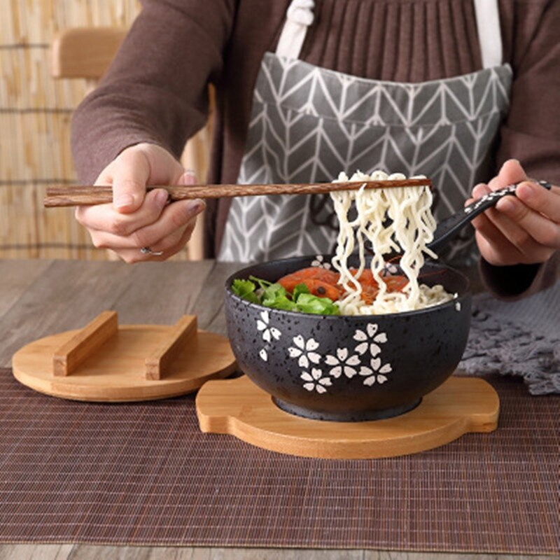 Traditional Japanese Handpainted Ramen Bowl Set